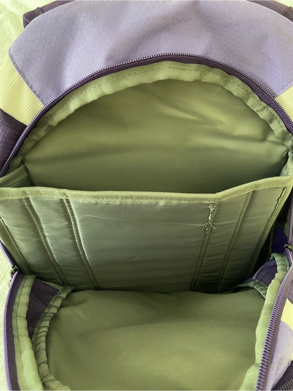 NWT High Sierra Backpack Purple and White Standard Size OS - Picture 11 of 15